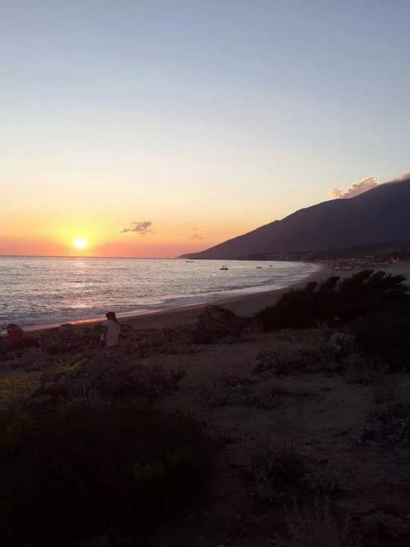 La Maroja View Hotel Dhërmi Екстериор снимка