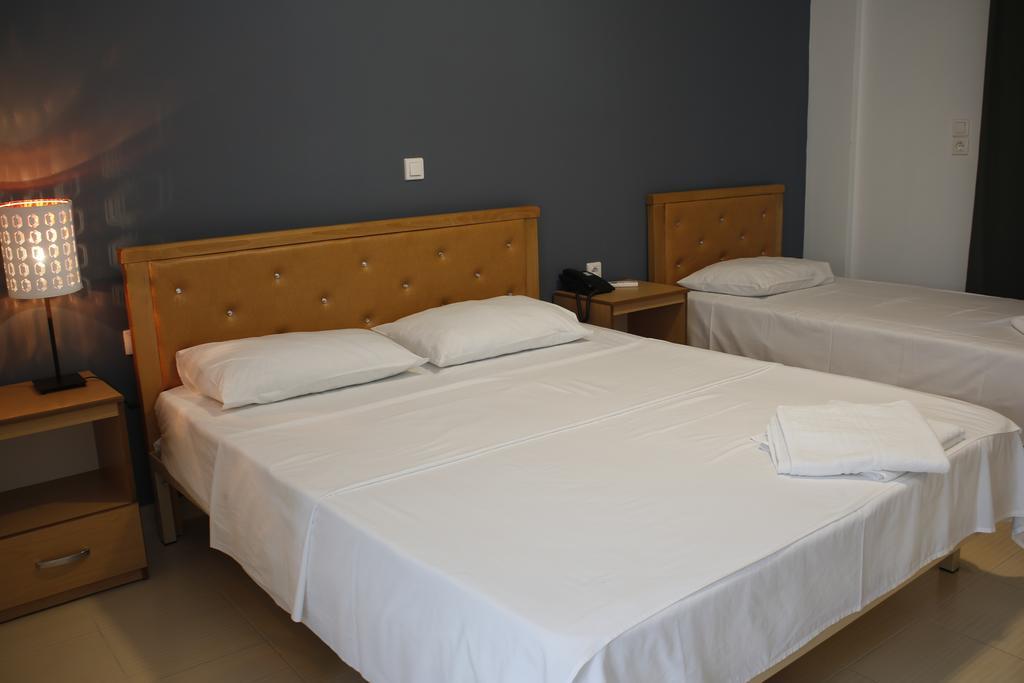 La Maroja View Hotel Dhërmi Екстериор снимка